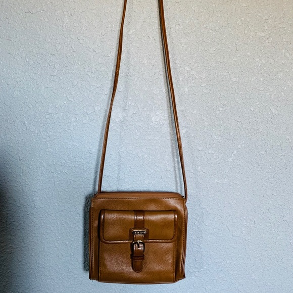 Liz Claiborne small brown vintage cross body bag. - Picture 2 of 8